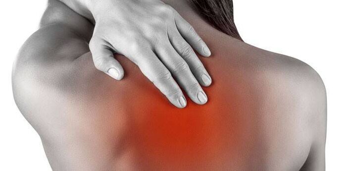 боль в спине при грудном остеохондрозе